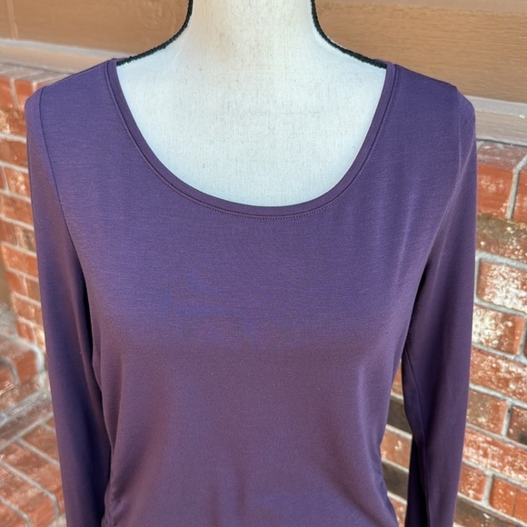 Athleta Women's Purple Ruched Athletic Top Blouse with Long Sleeves Size Small - Picture 2 of 7